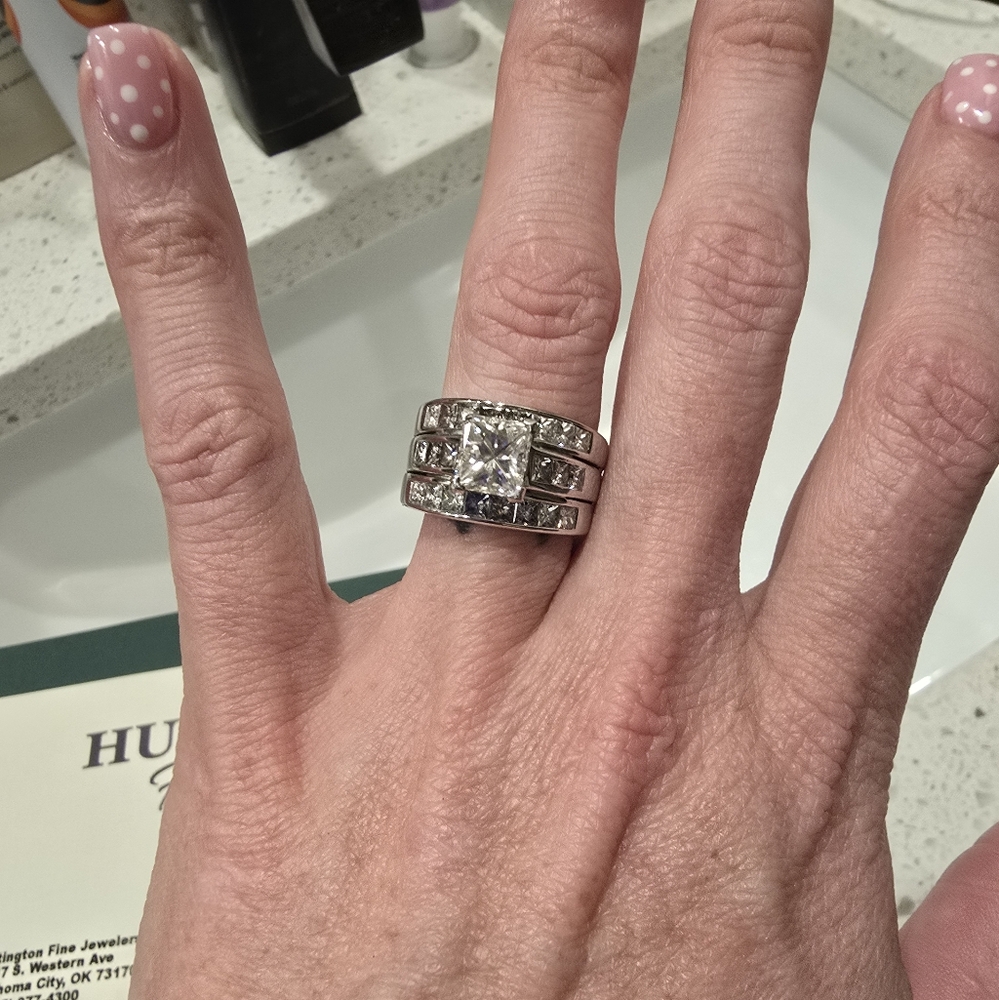 Authentic White Gold Women's Wedding Ring